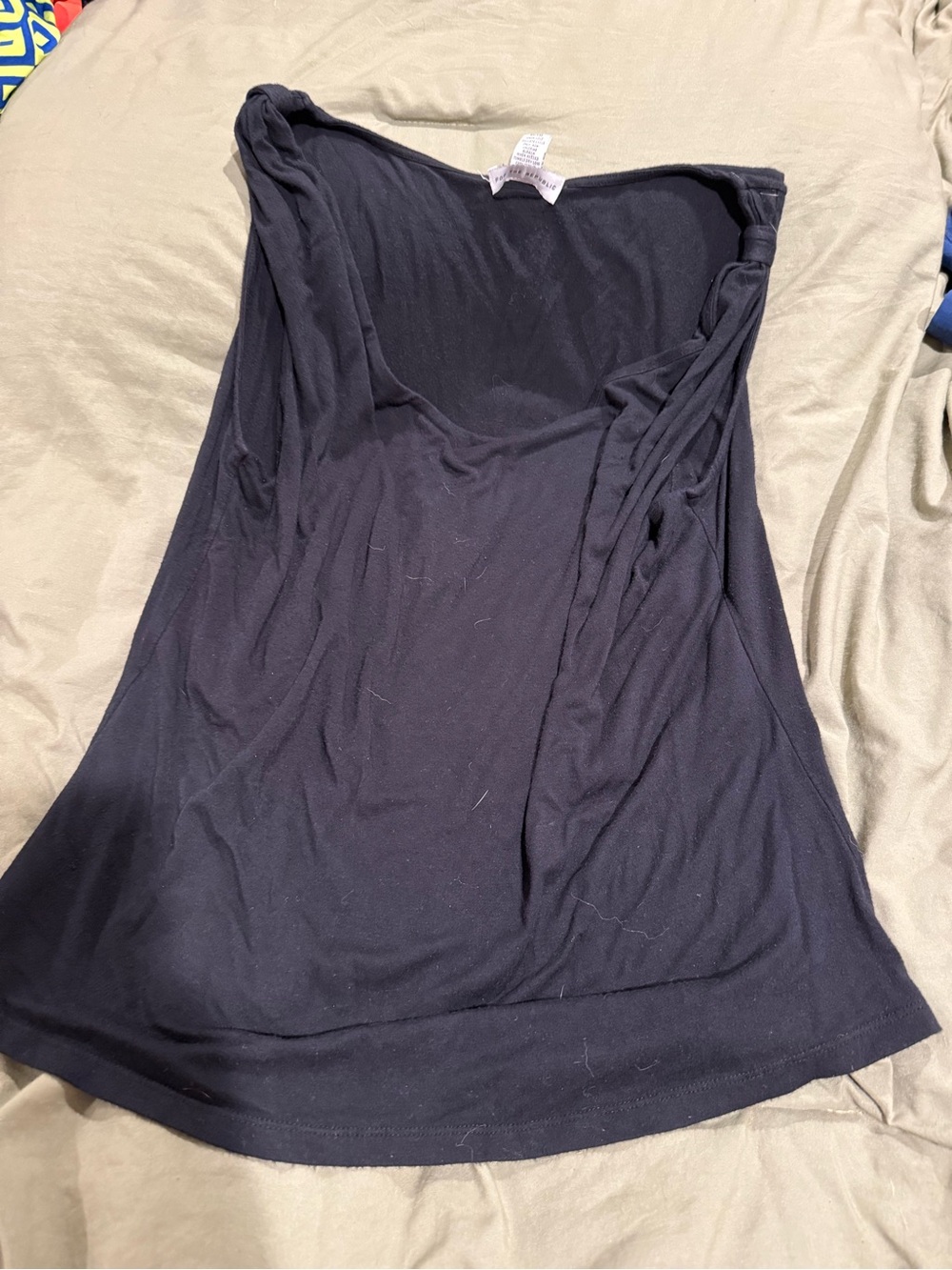 For The Republic Black Scoop Neck Tank Top